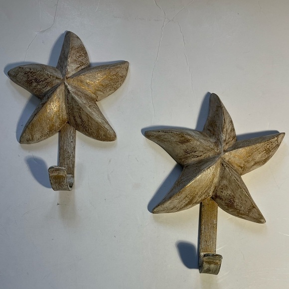 2 Rustic Starfish Wall Hooks Resin Painted starfish Metal hook - Picture 11 of 13